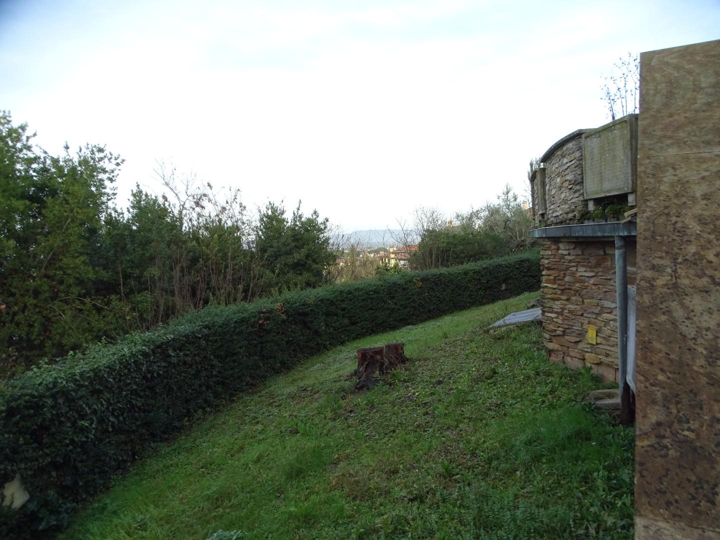 Immagine 4 di Villa in vendita  a San Miniato