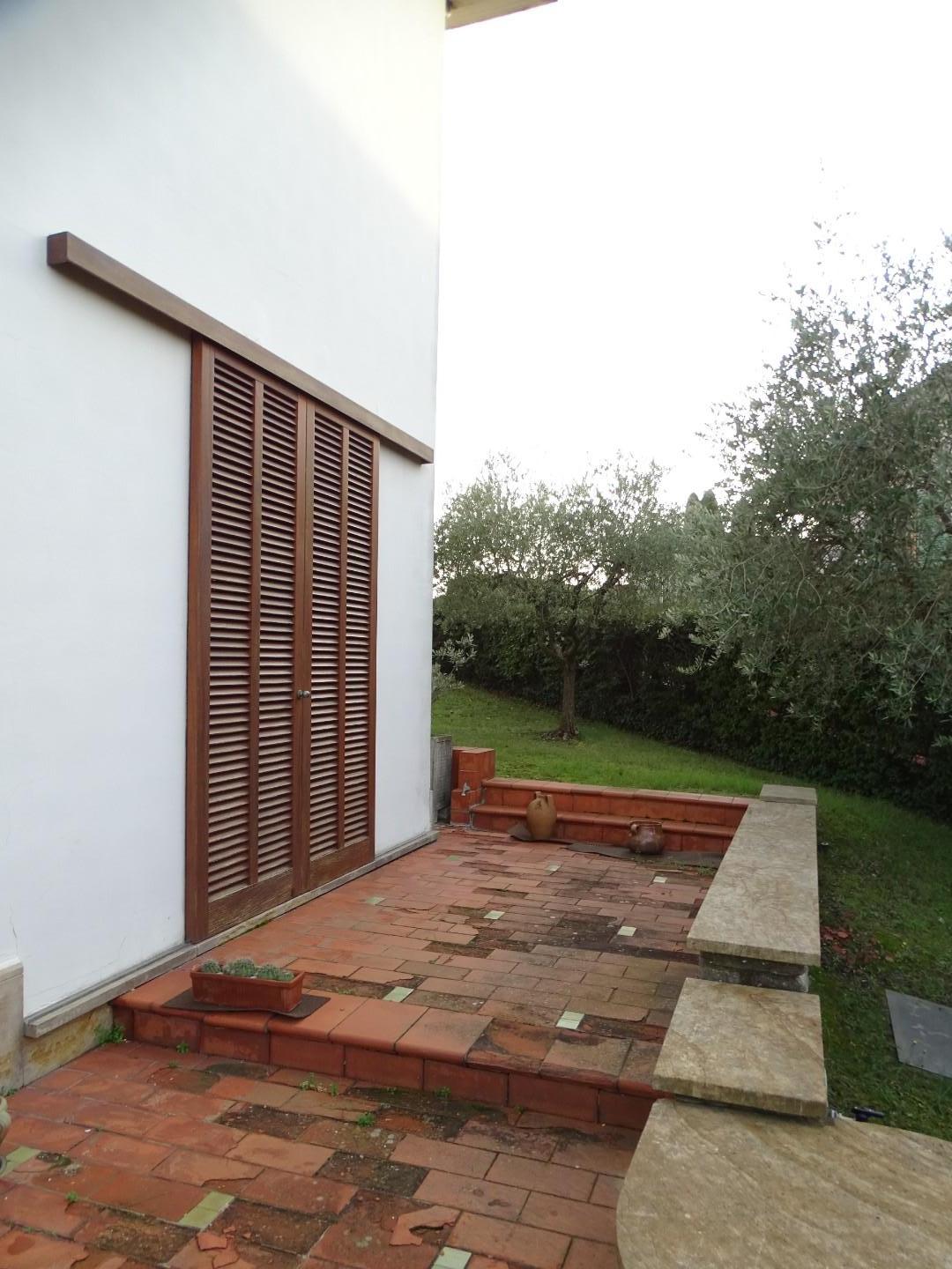 Immagine 27 di Villa in vendita  a San Miniato