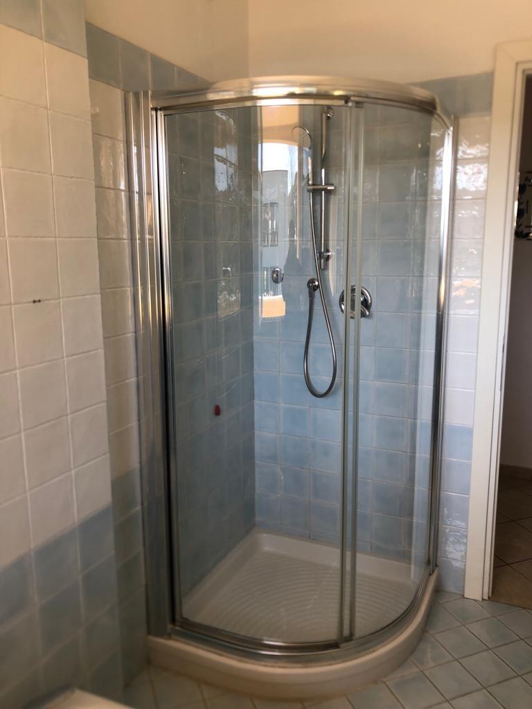 Immagine 16 di Appartamento in vendita  a Montignoso