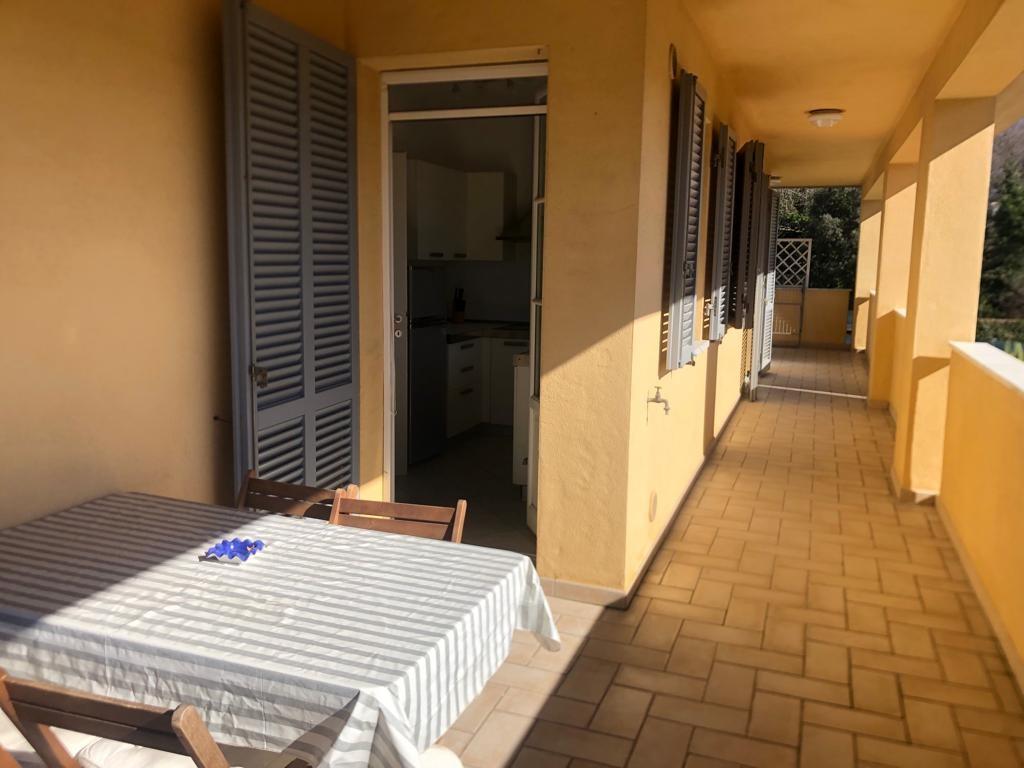 Immagine 7 di Appartamento in vendita  a Montignoso