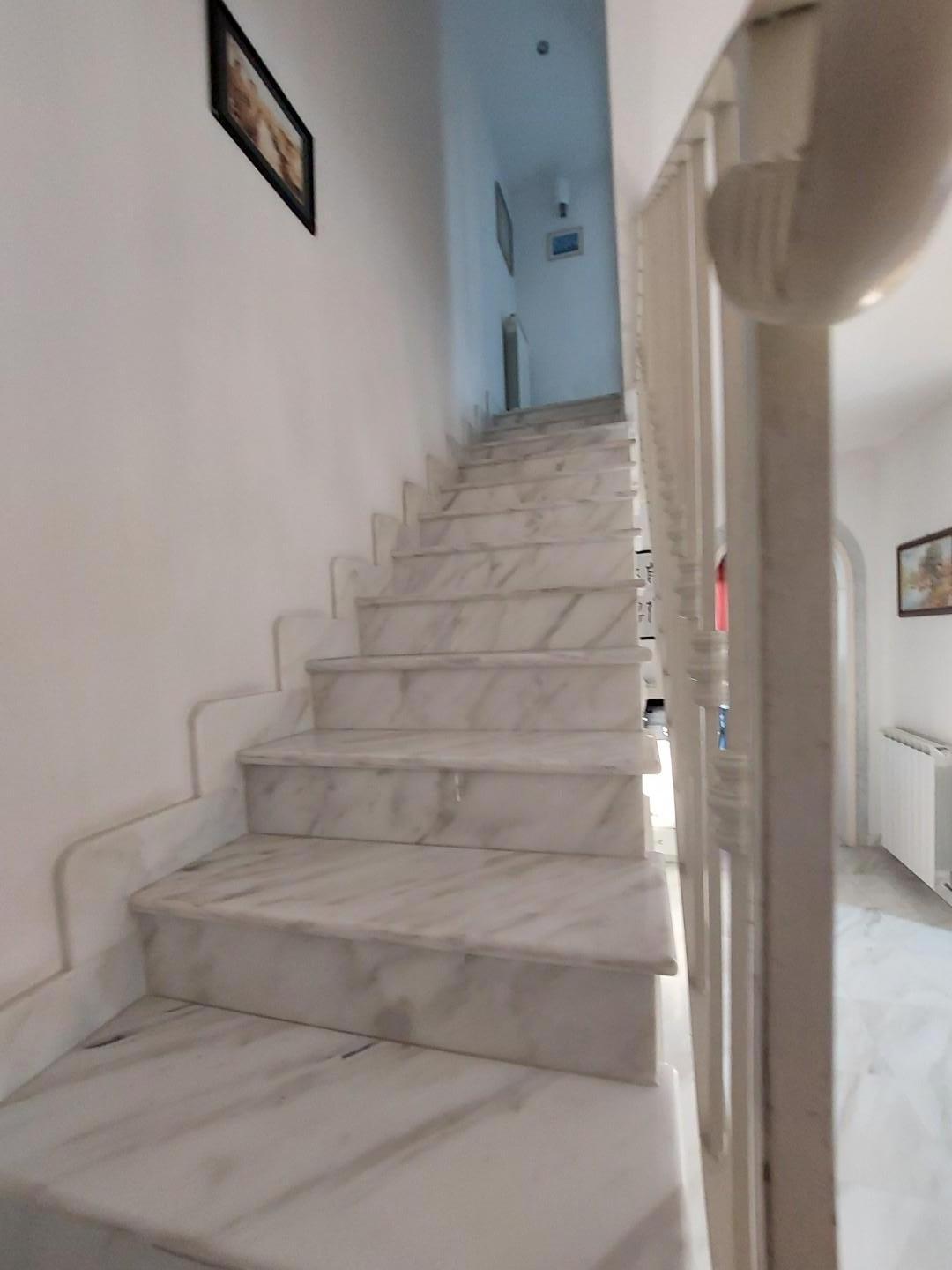 Immagine 13 di Appartamento in vendita  a Massa