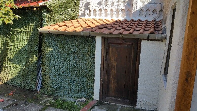 Immagine 13 di Casa semindipendente in vendita  a La Spezia