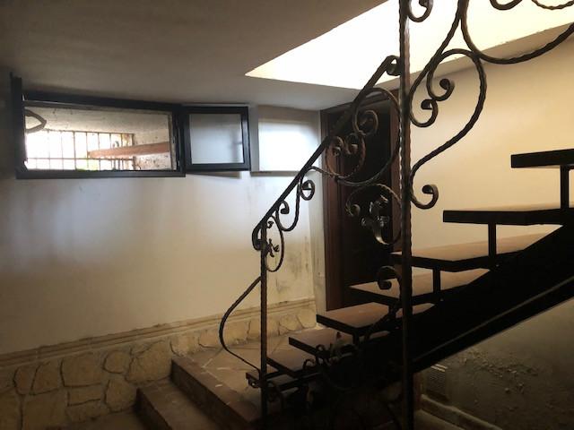 Immagine 4 di Negozio in affitto  a Pisa