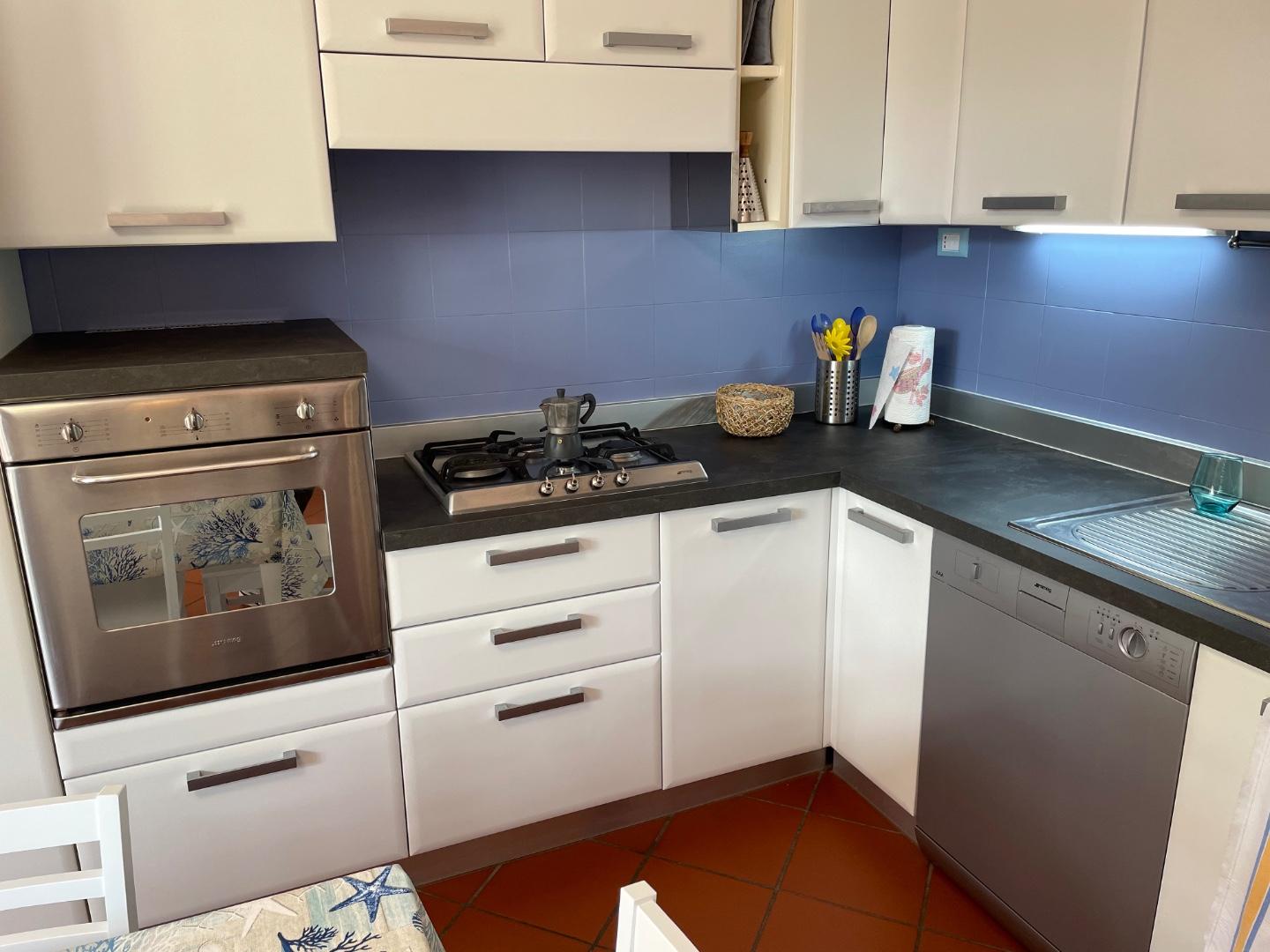 Immagine 3 di Villetta a schiera in vendita  a Massa