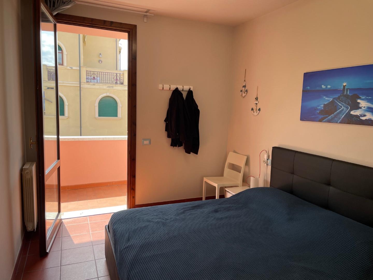 Immagine 11 di Villetta a schiera in vendita  a Massa