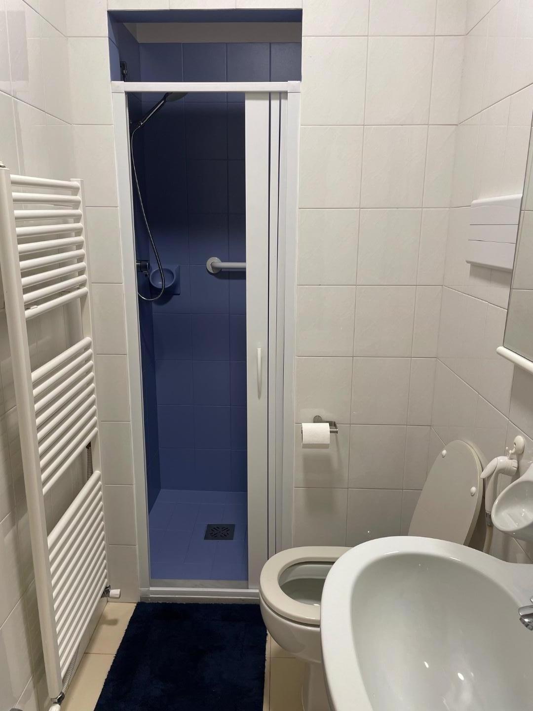 Immagine 7 di Villetta a schiera in vendita  a Massa