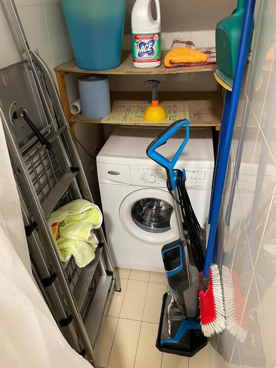 Immagine 9 di Villetta a schiera in vendita  a Massa