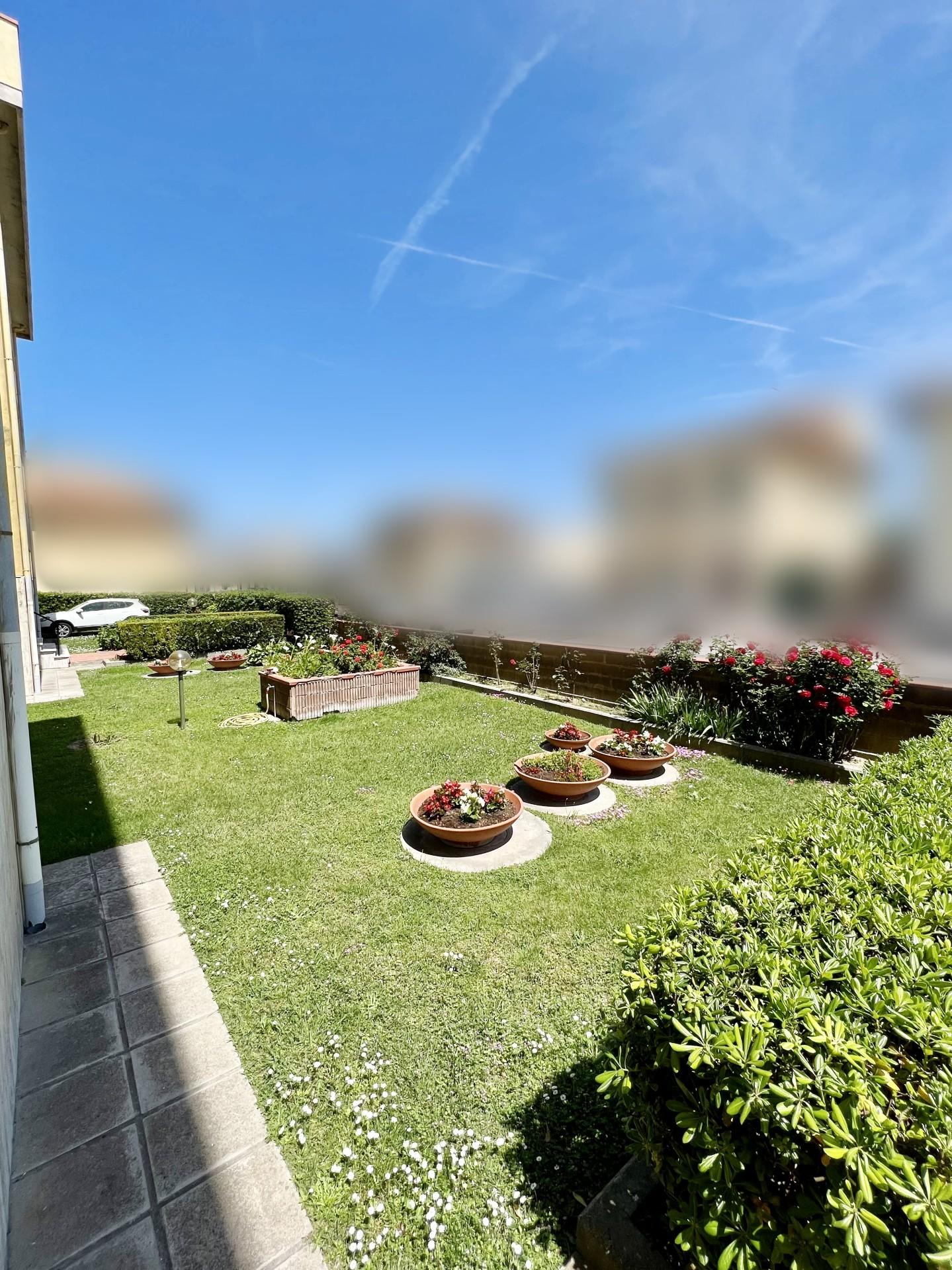 Immagine 24 di Appartamento in vendita  a Pisa