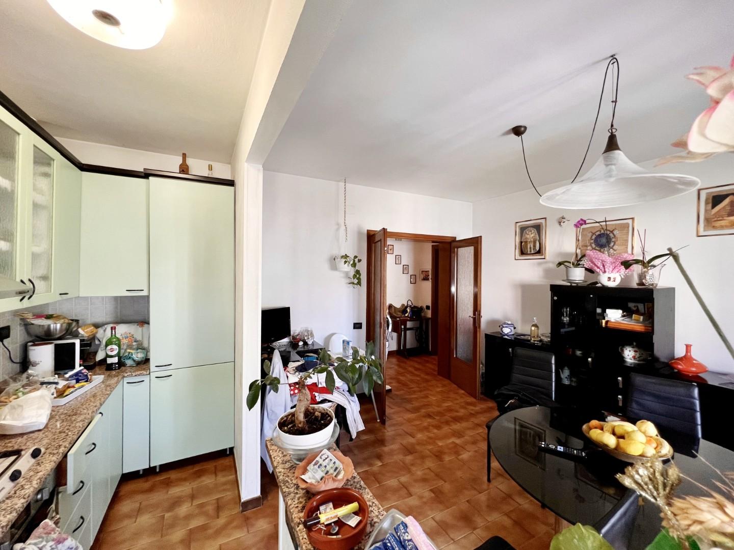 Immagine 5 di Appartamento in vendita  a Pisa