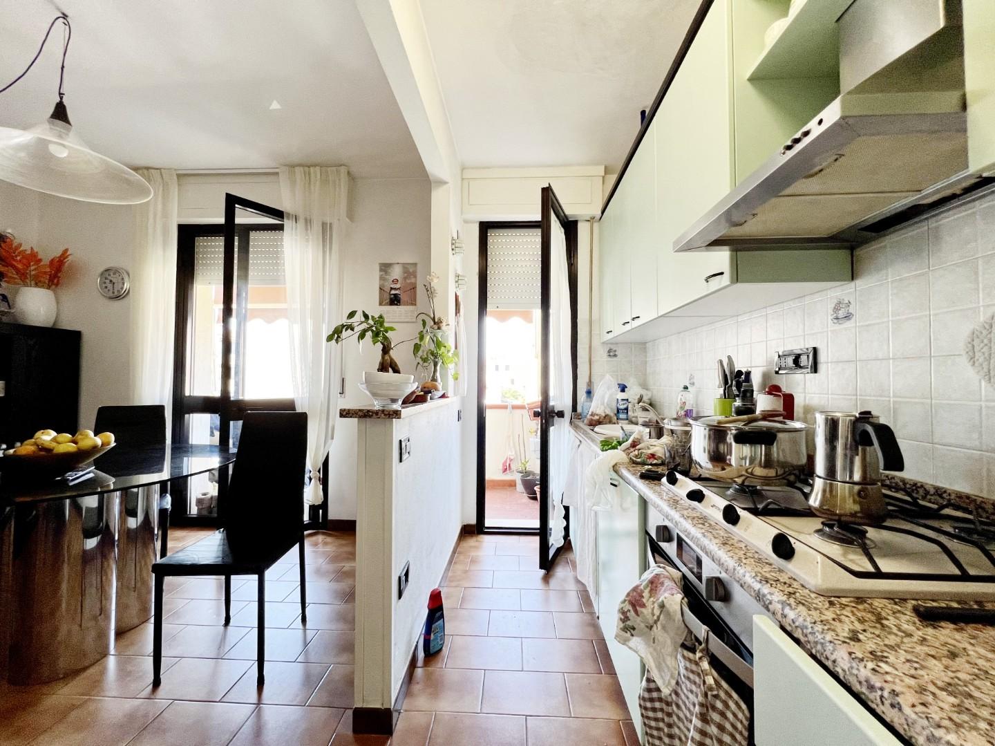 Immagine 4 di Appartamento in vendita  a Pisa