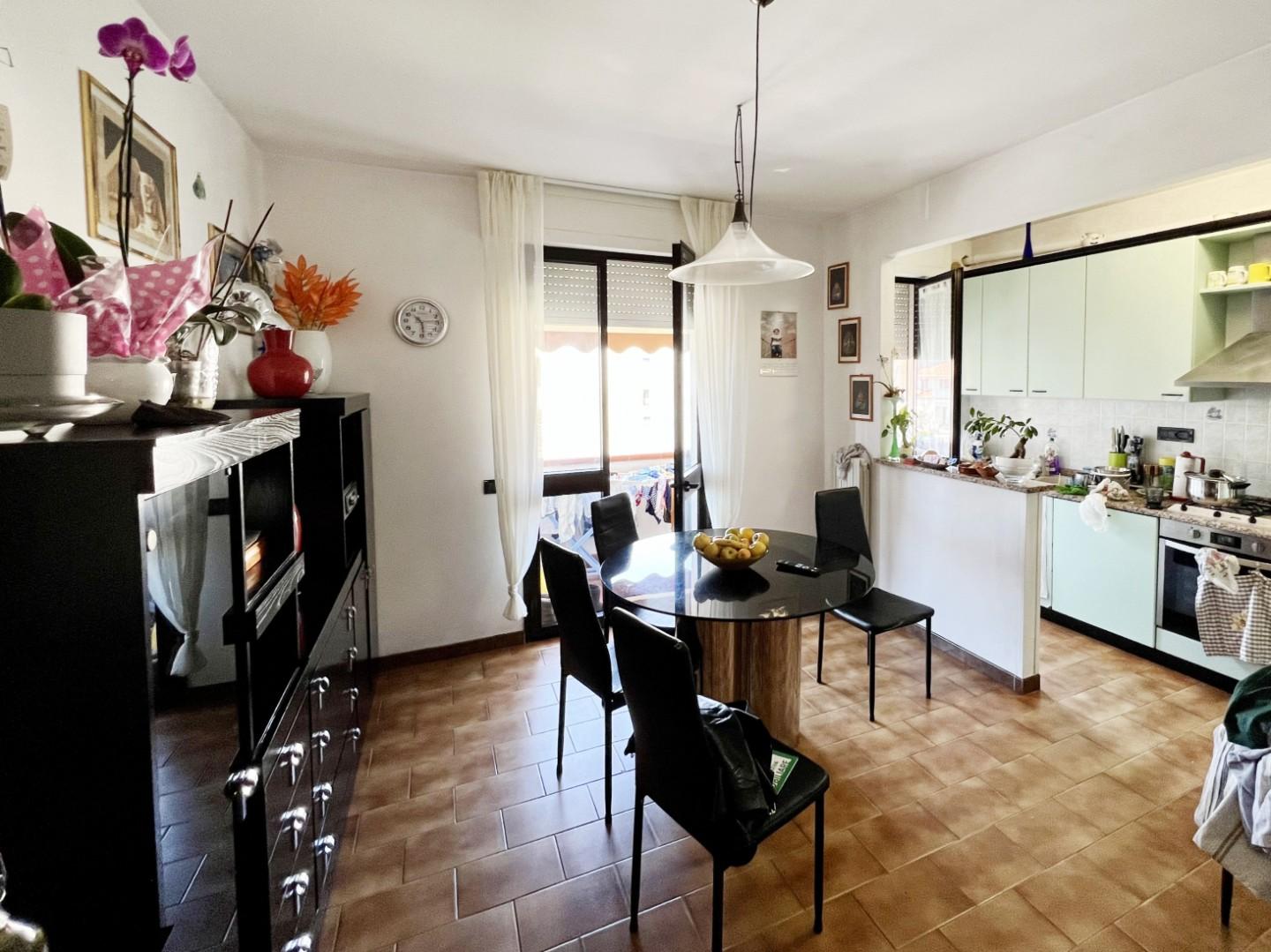 Immagine 3 di Appartamento in vendita  a Pisa