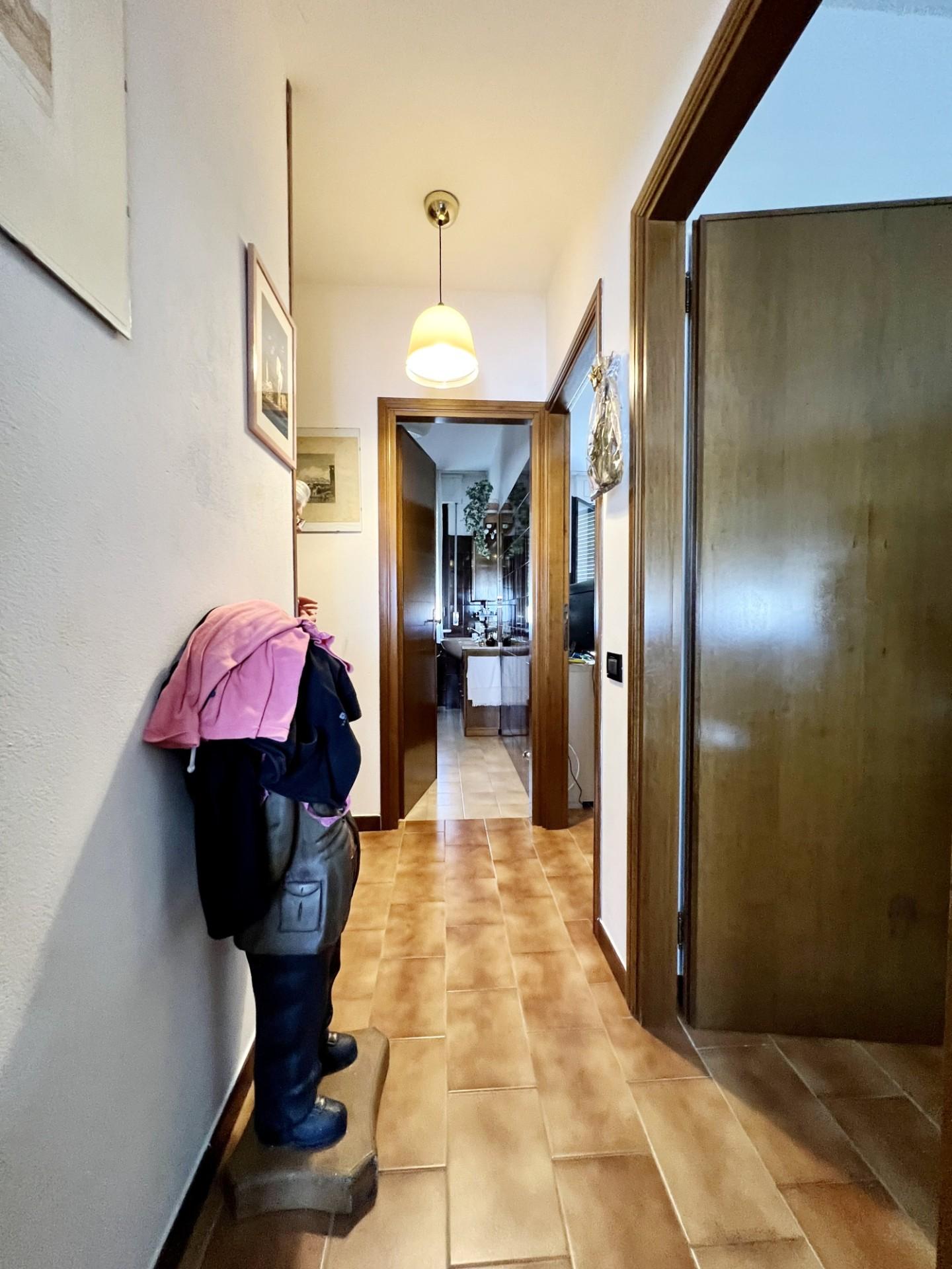 Immagine 15 di Appartamento in vendita  a Pisa