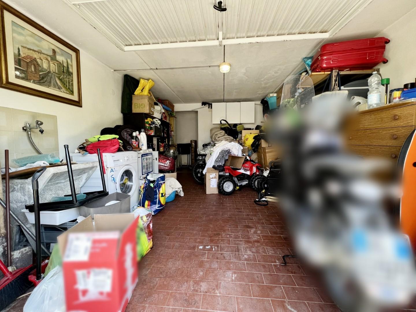 Immagine 22 di Appartamento in vendita  a Pisa