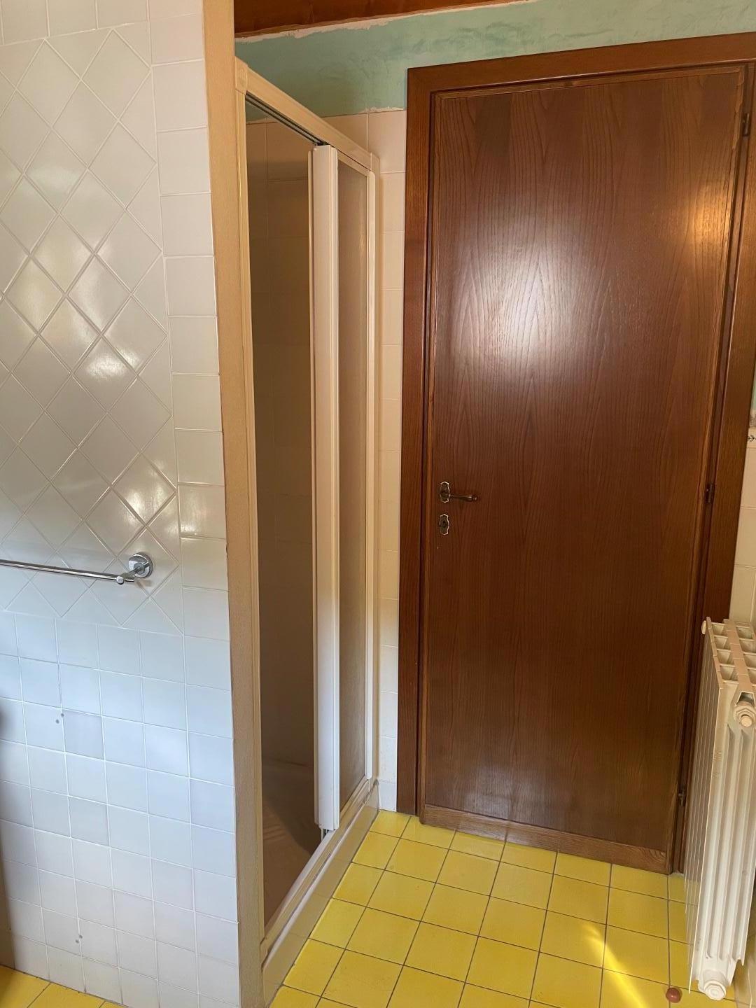 Immagine 20 di Terratetto in vendita  a Montignoso