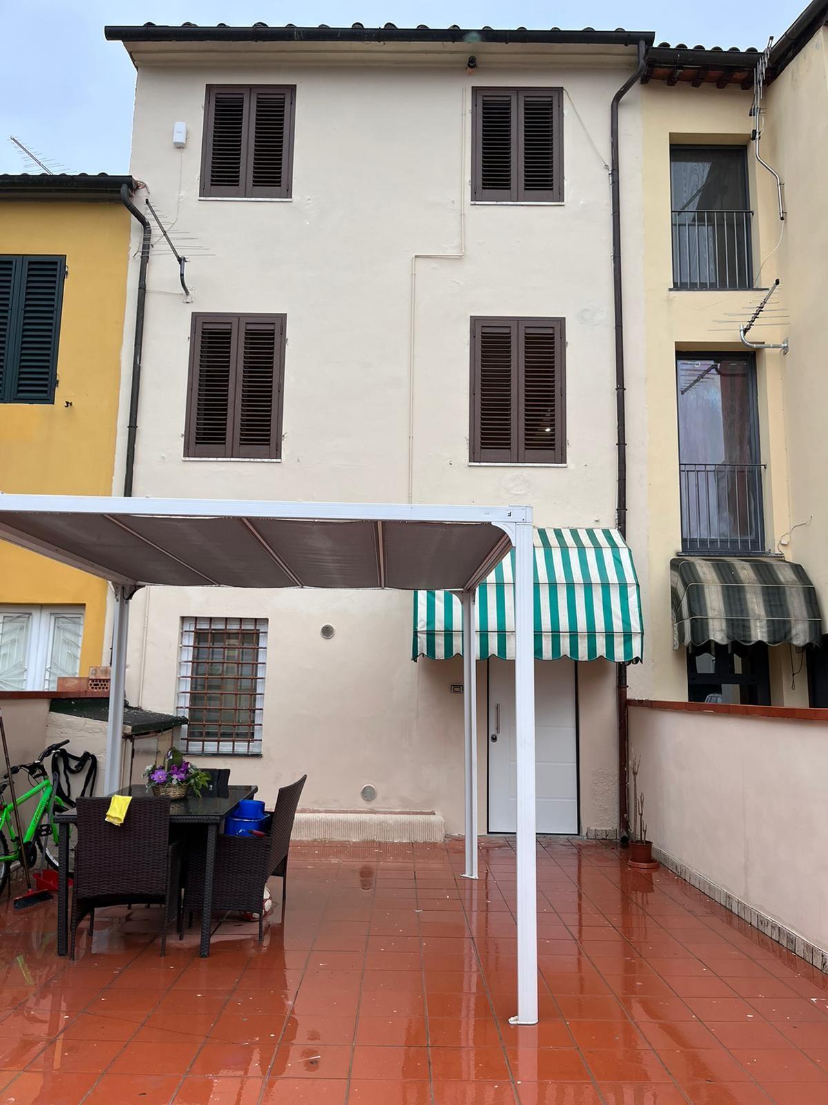 Immagine 11 di Terratetto in vendita  a Capannori