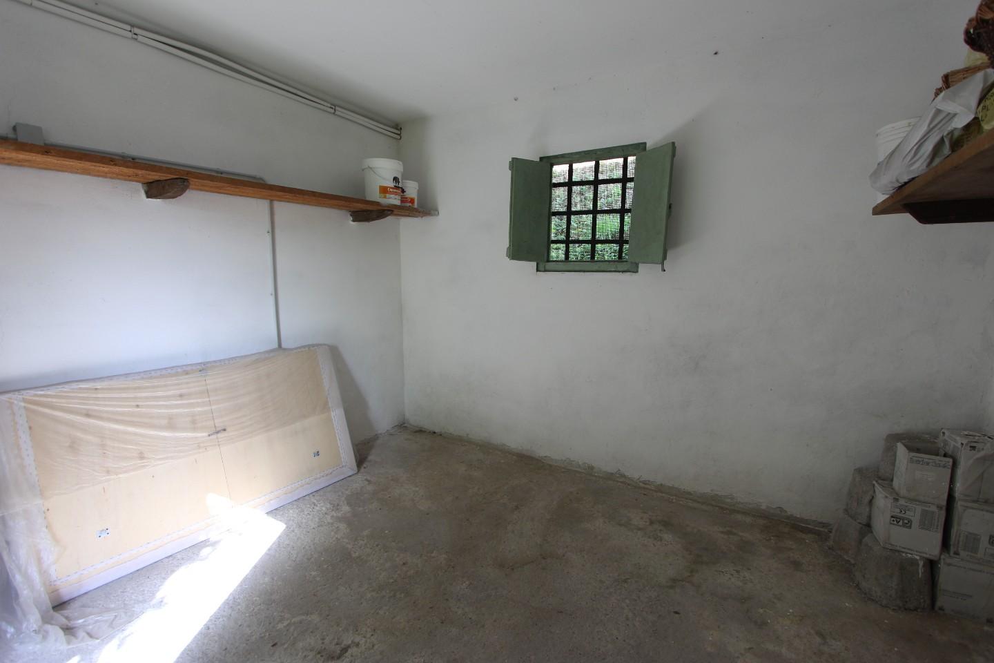 Immagine 49 di Casa indipendente in vendita  a Vezzano Ligure