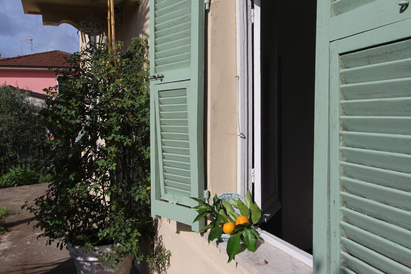 Immagine 14 di Casa indipendente in vendita  a Vezzano Ligure