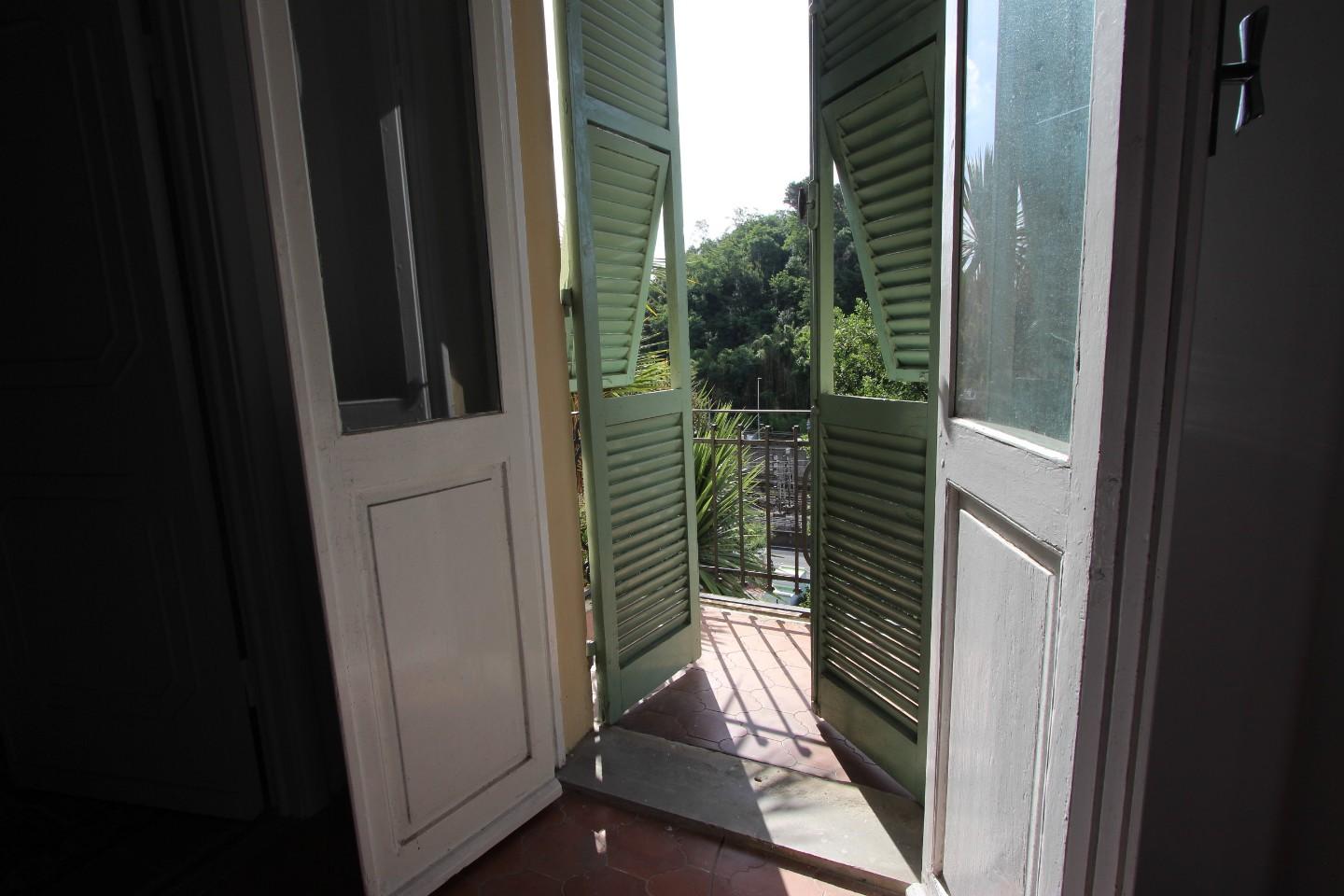 Immagine 38 di Casa indipendente in vendita  a Vezzano Ligure