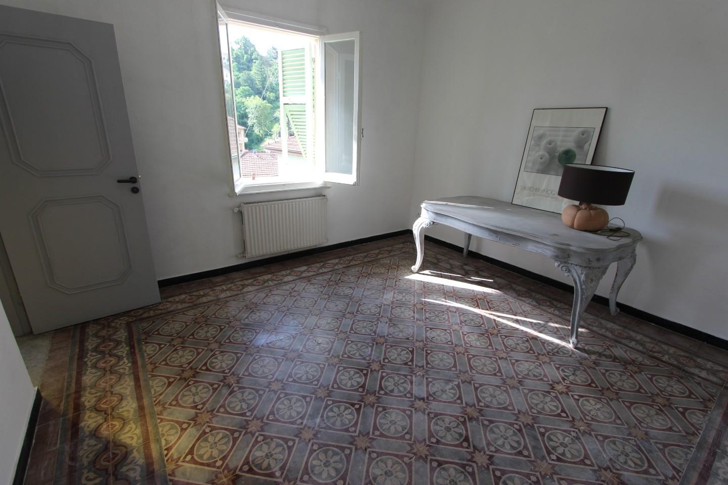 Immagine 22 di Casa indipendente in vendita  a Vezzano Ligure