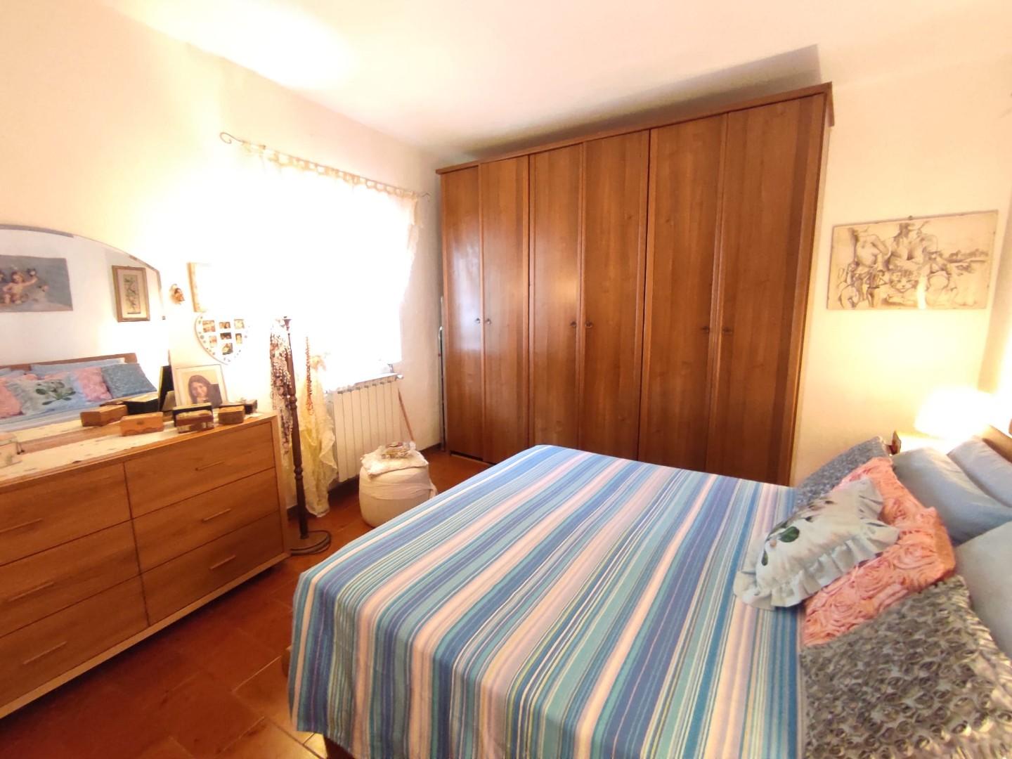 Immagine 28 di Casa semindipendente in vendita  a Fosdinovo