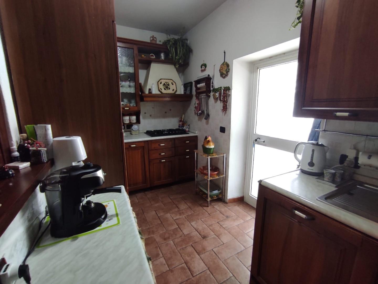 Immagine 4 di Casa semindipendente in vendita  a Fosdinovo