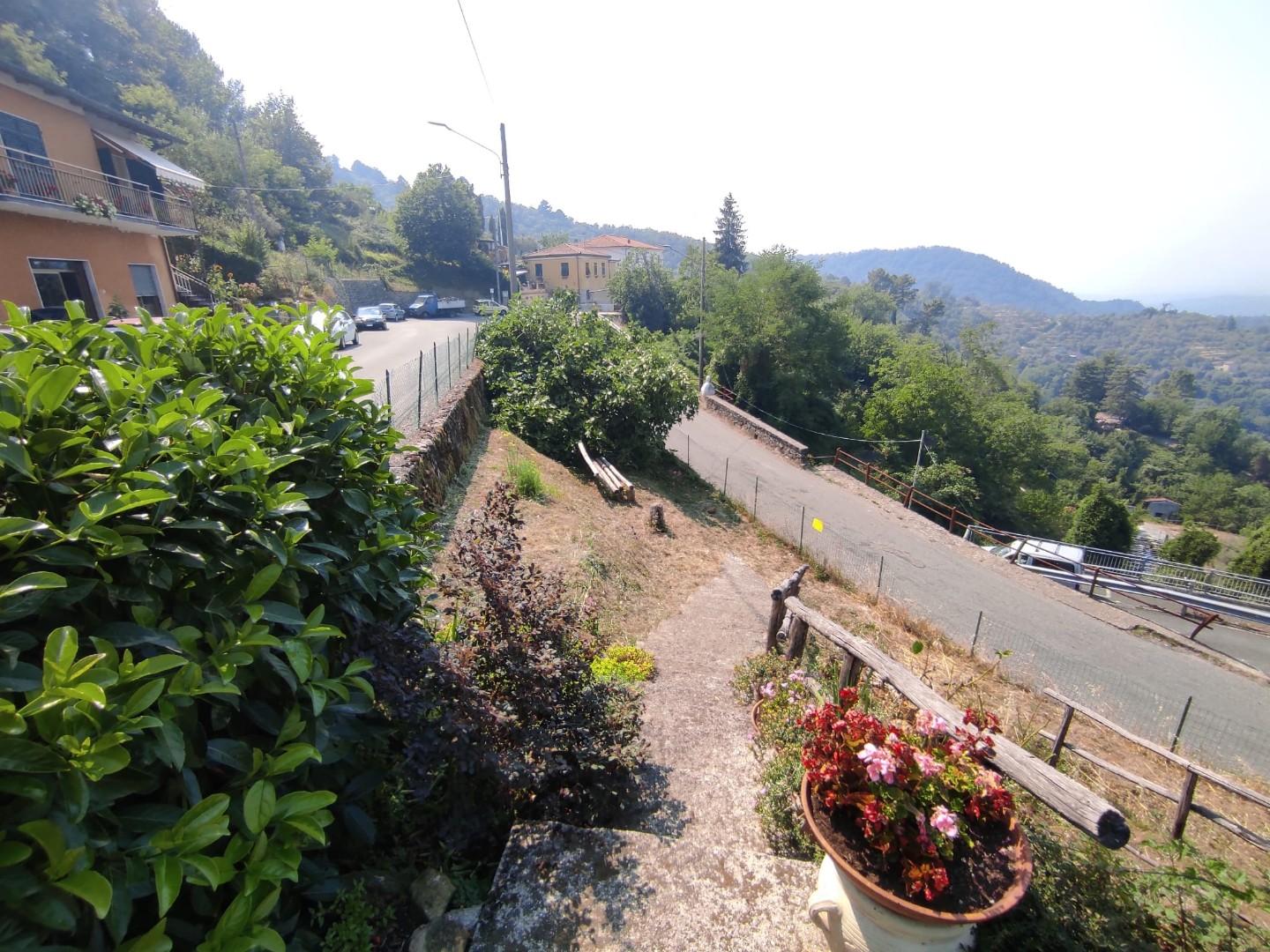 Immagine 20 di Casa semindipendente in vendita  a Fosdinovo