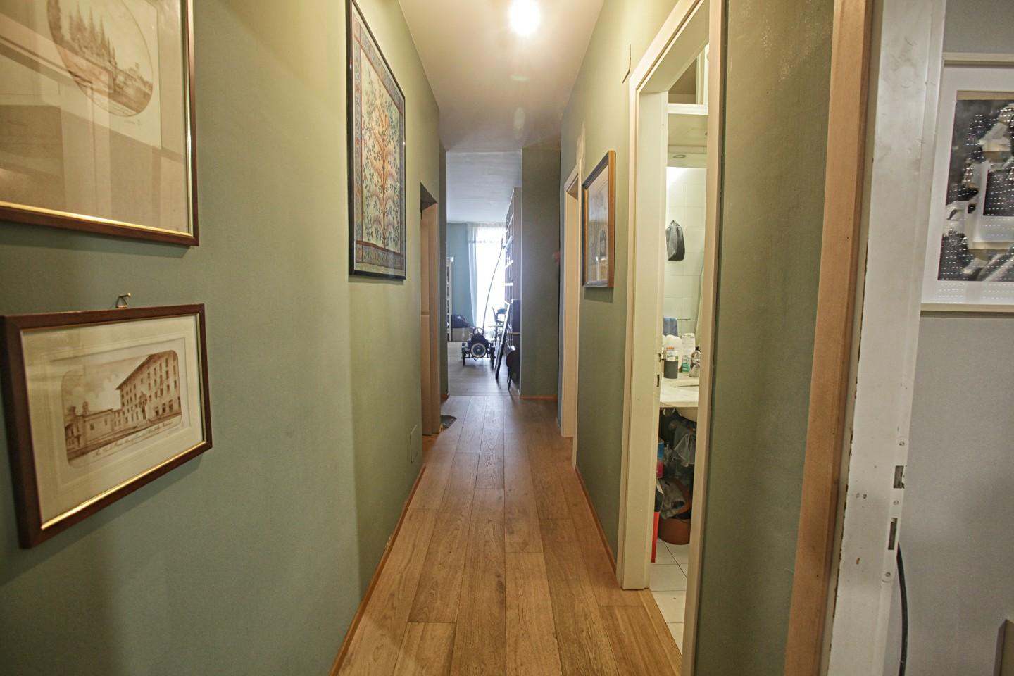 Immagine 17 di Appartamento in vendita  a Pisa