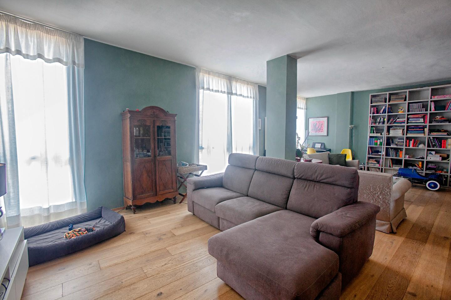 Immagine 2 di Appartamento in vendita  a Pisa