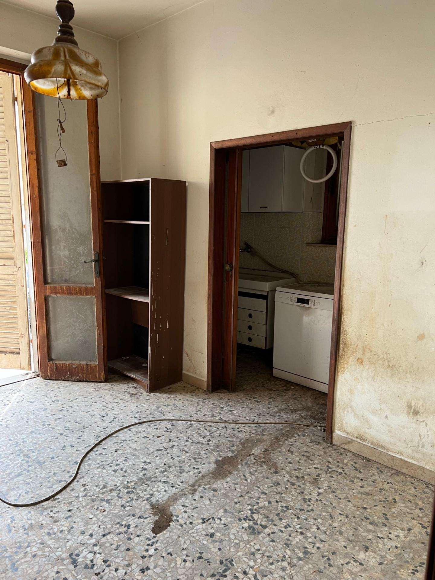 Immagine 12 di Terratetto in vendita  a Capraia E Limite