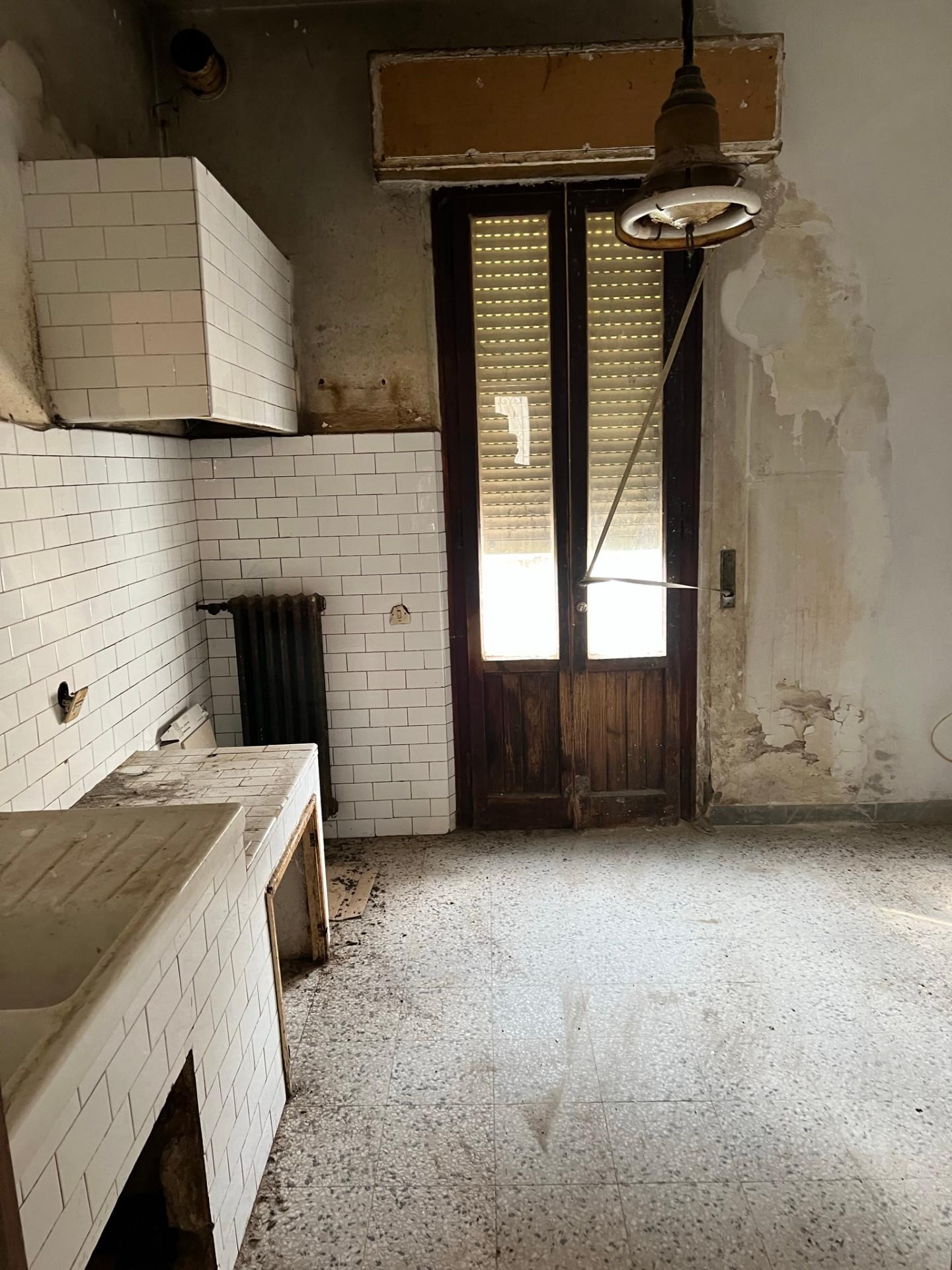 Immagine 11 di Terratetto in vendita  a Capraia E Limite