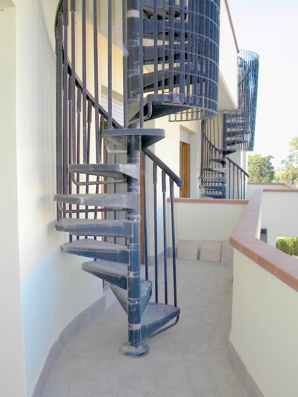 Immagine 9 di Appartamento in vendita  a Pisa