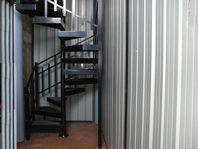 Immagine 13 di Capannone industriale in vendita  a Pontedera