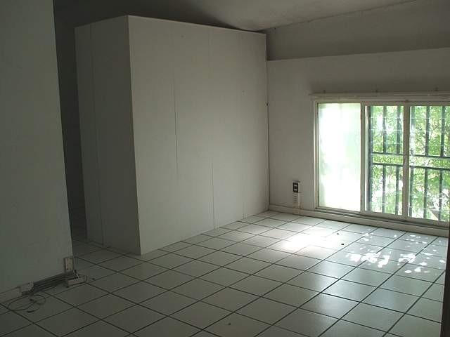 Immagine 11 di Capannone industriale in vendita  a Pontedera