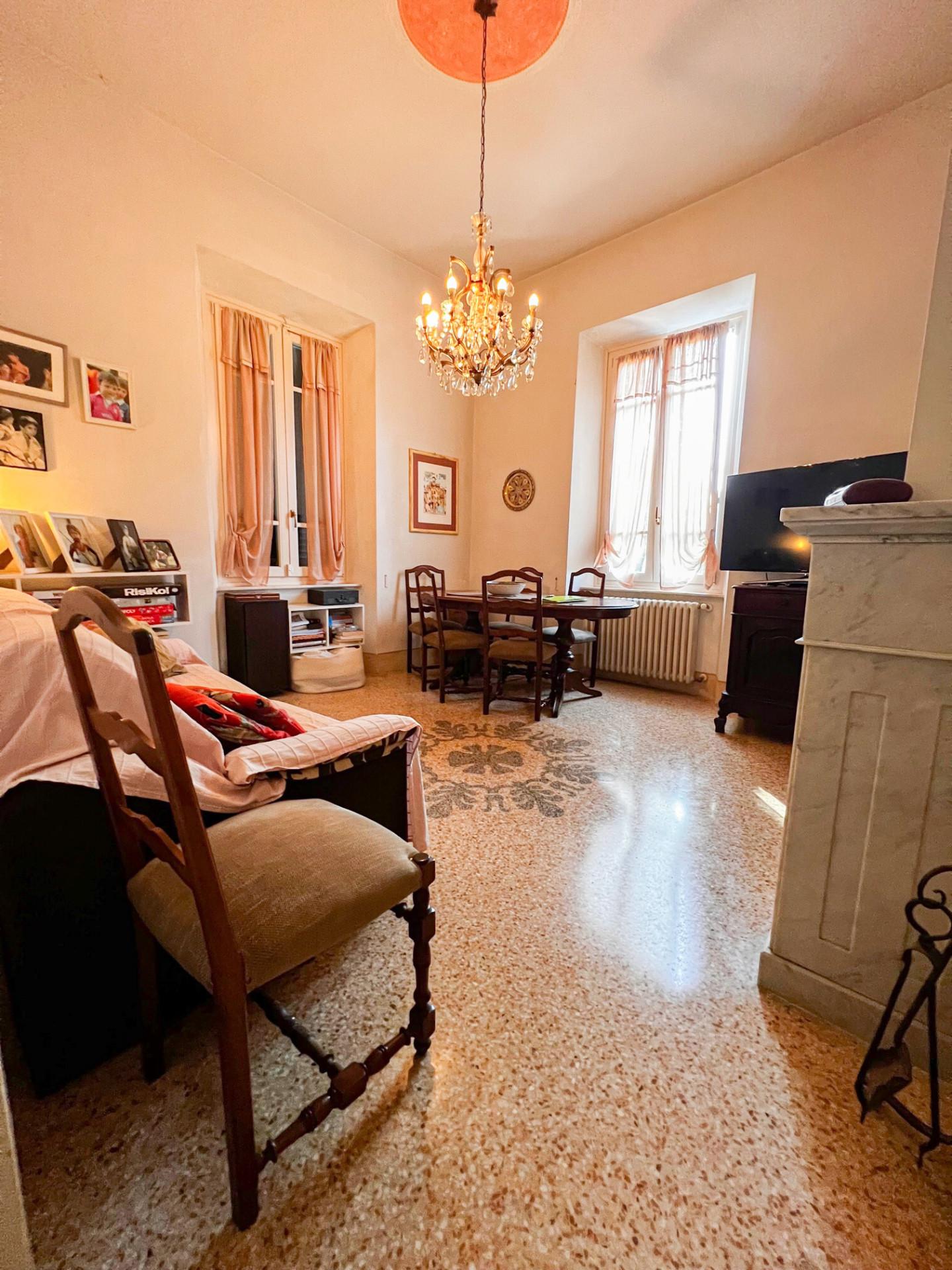 Immagine 19 di Villa in vendita  a San Giuliano Terme