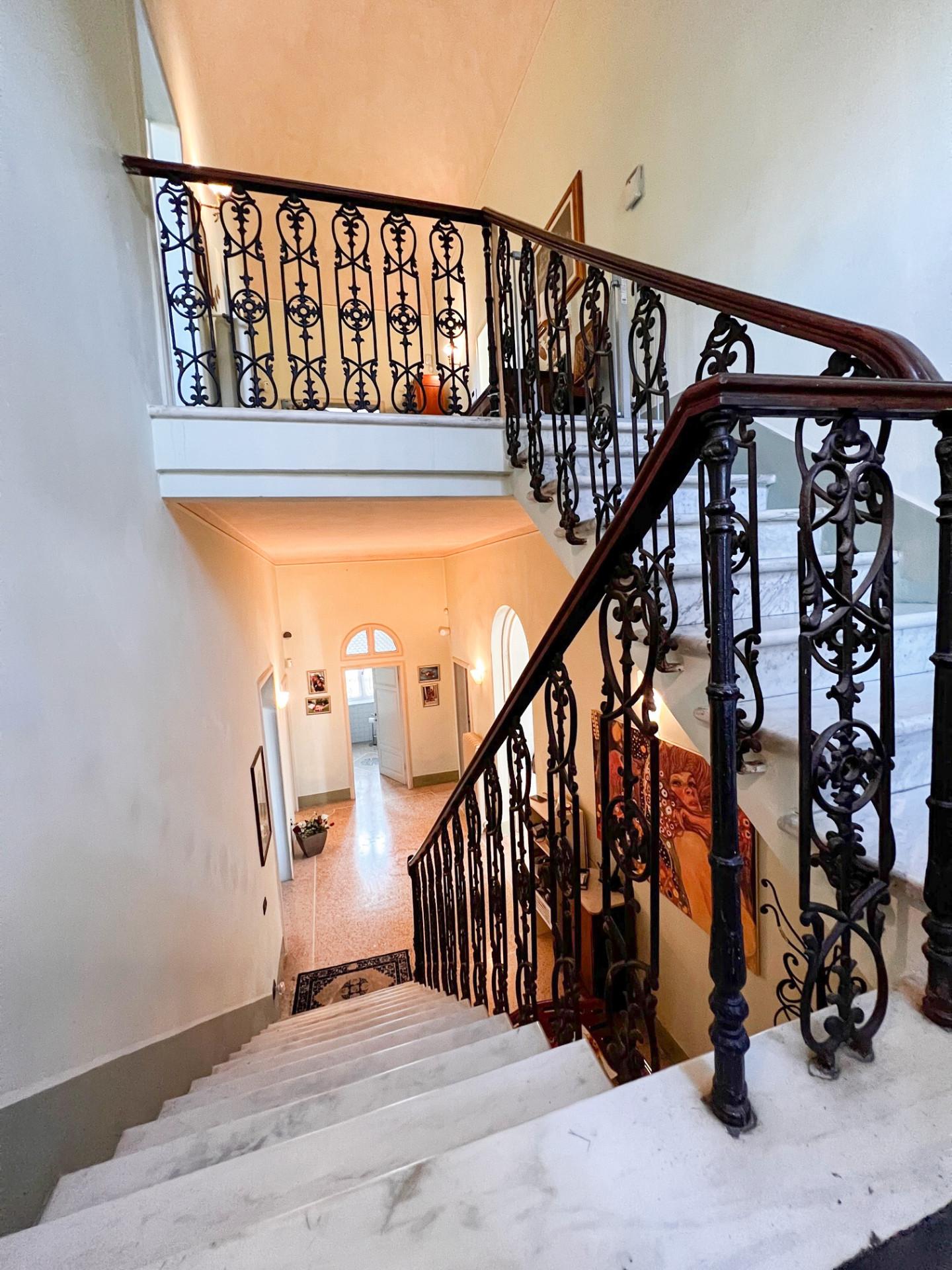 Immagine 27 di Villa in vendita  a San Giuliano Terme