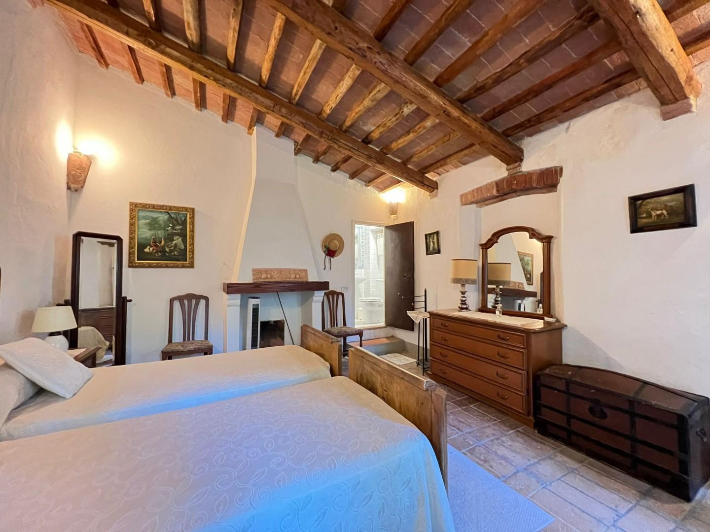 Immagine 12 di Porzione di casa in vendita  a Montespertoli