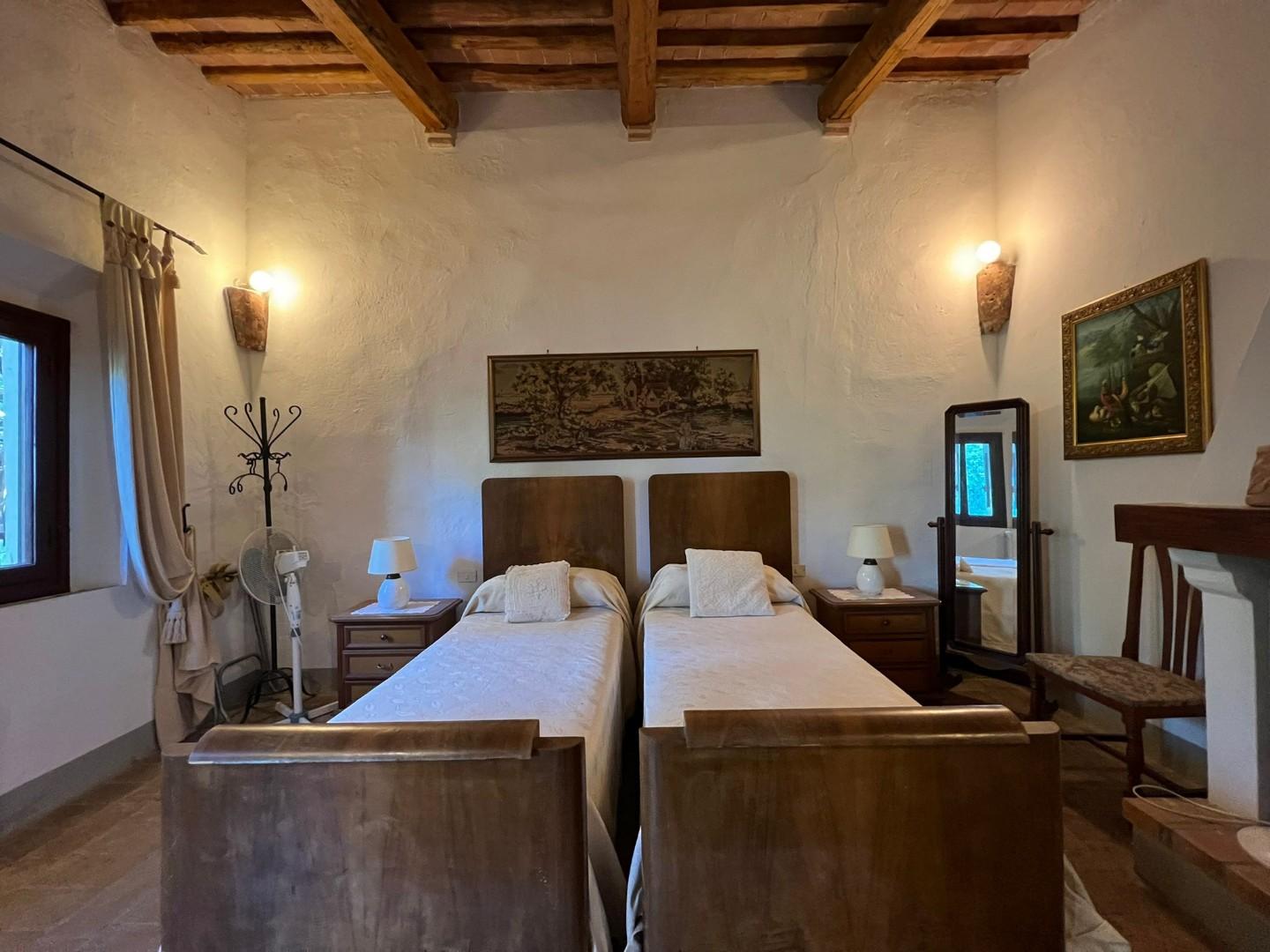 Immagine 20 di Porzione di casa in vendita  a Montespertoli