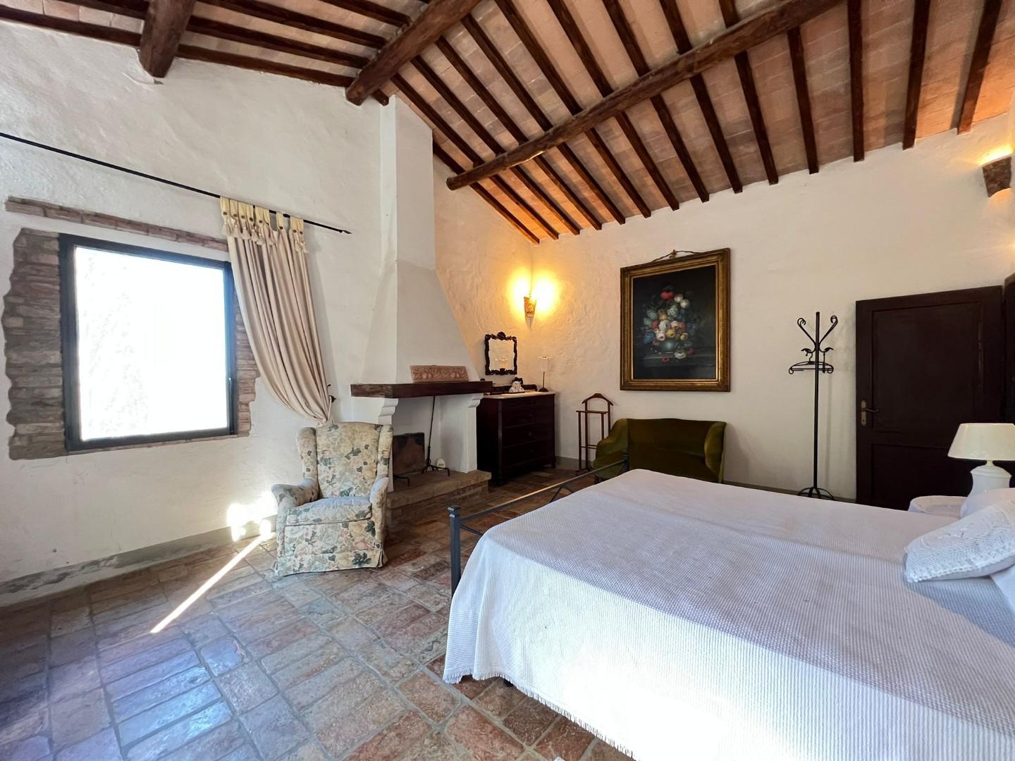 Immagine 22 di Porzione di casa in vendita  a Montespertoli