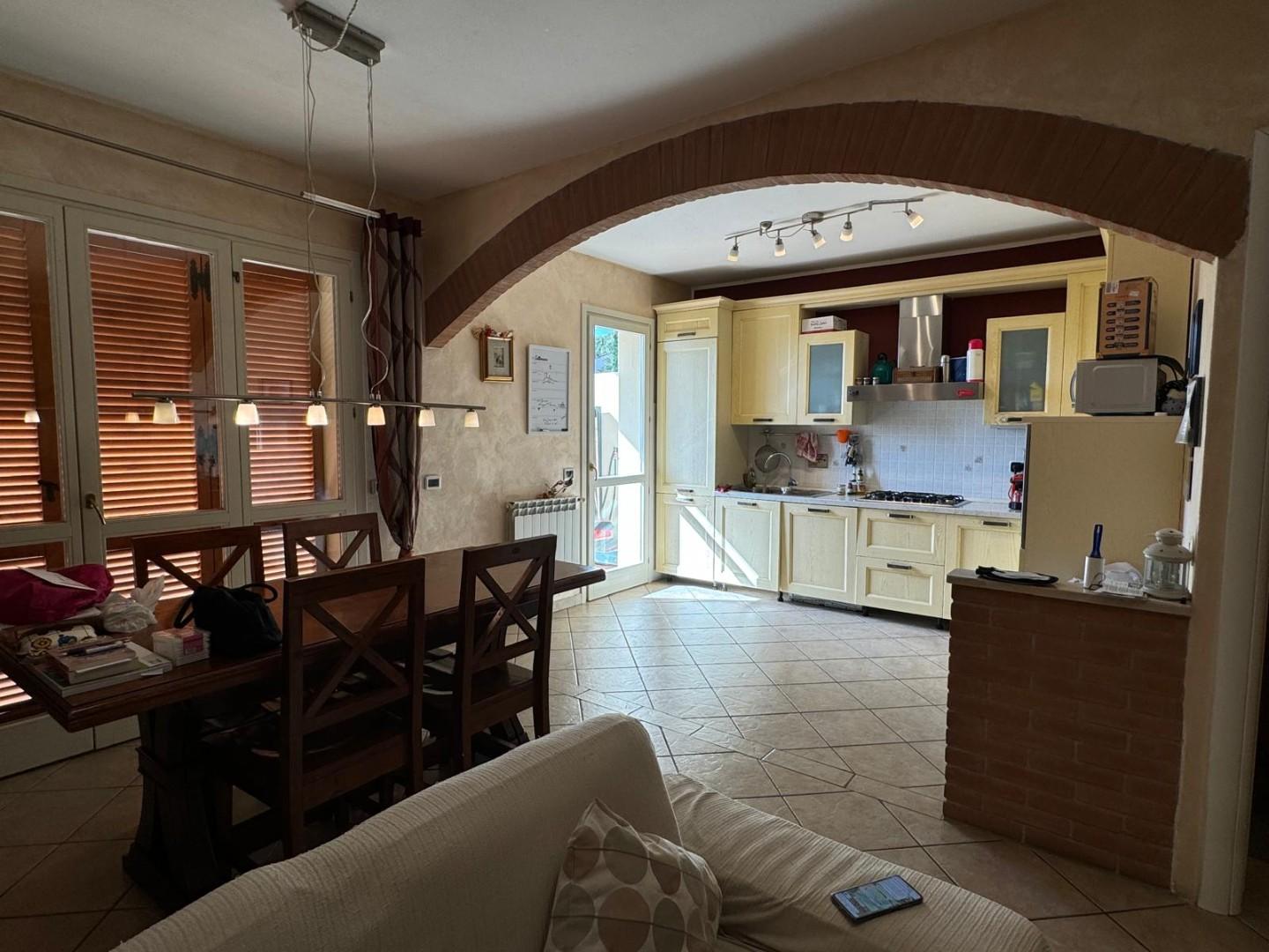 Immagine 3 di Villetta a schiera in vendita  a Lamporecchio