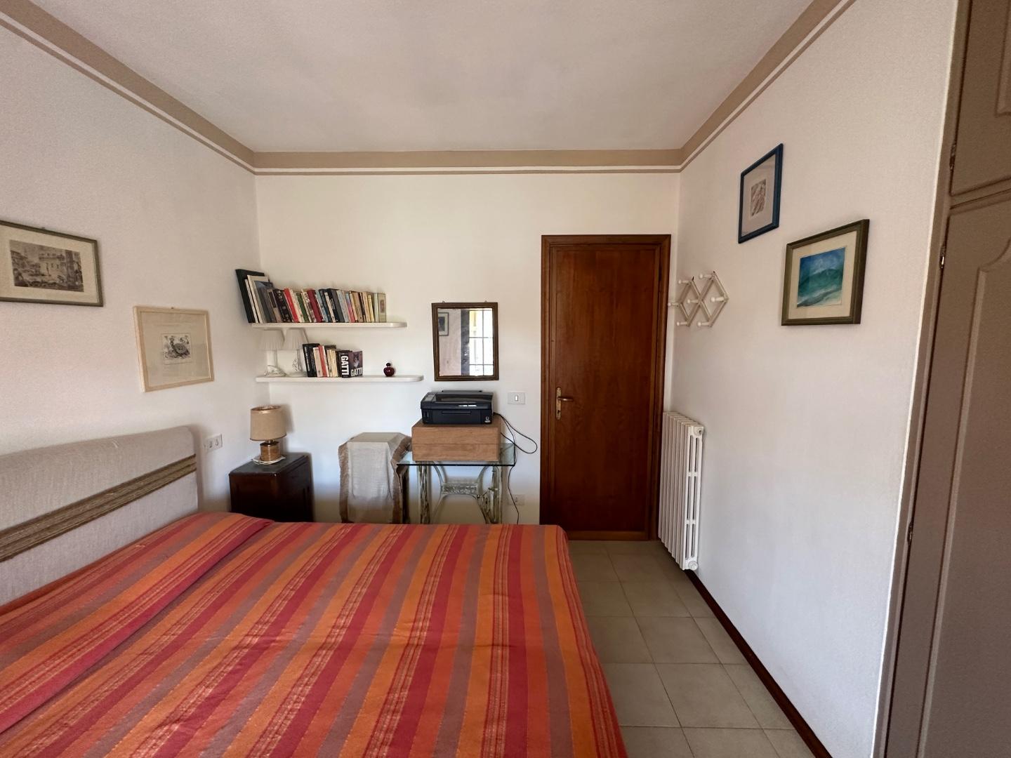 Immagine 34 di Casa indipendente in affitto  a Forte Dei Marmi