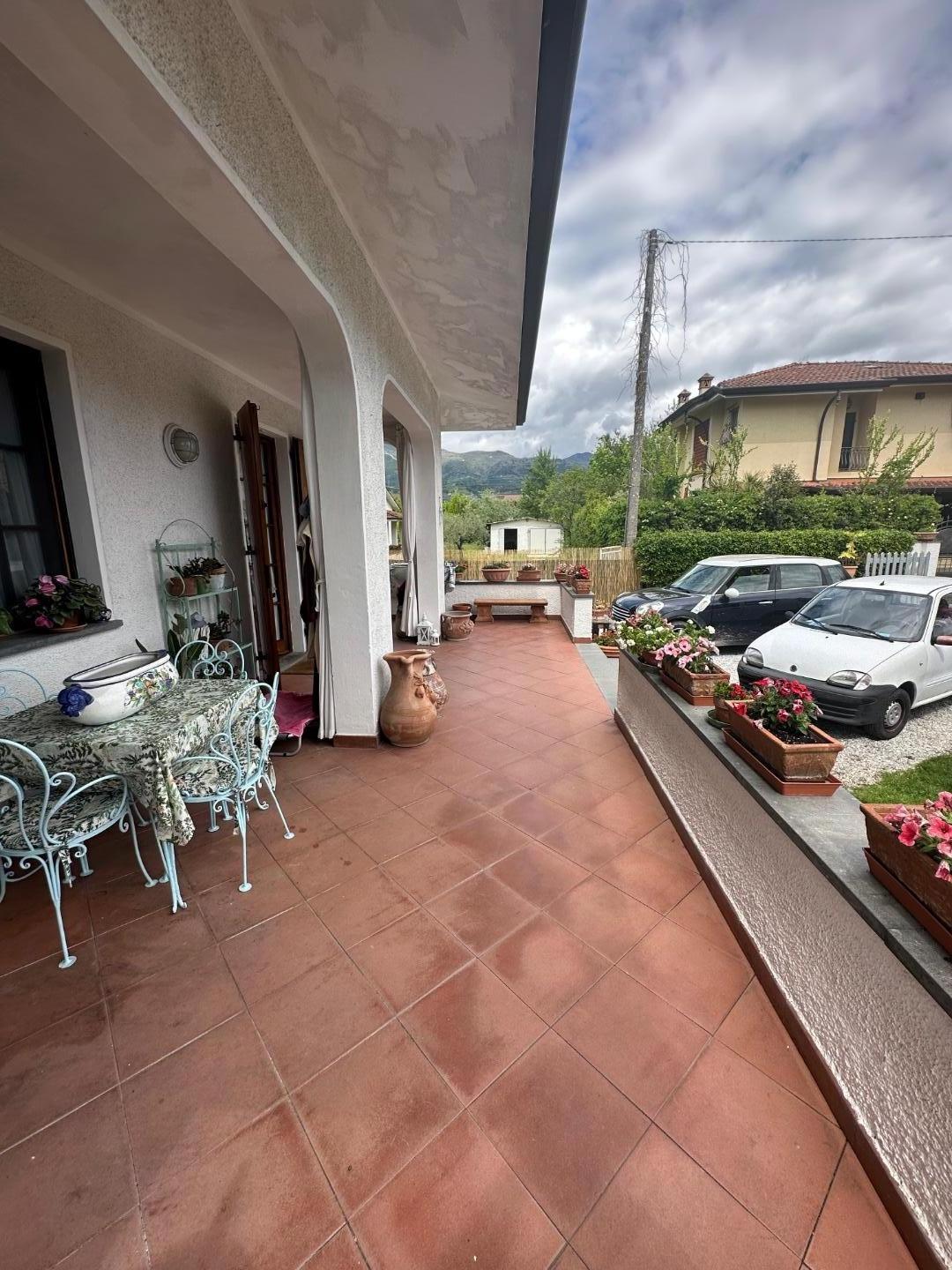 Immagine 4 di Casa indipendente in affitto  a Forte Dei Marmi