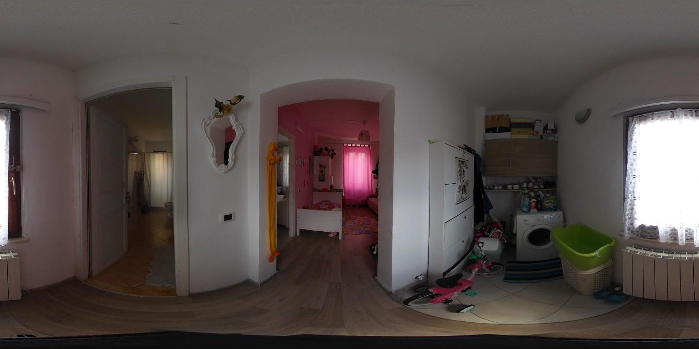 Immagine 10 di Appartamento in vendita  a Colle Di Val D'elsa