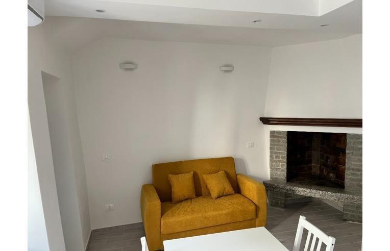 Immagine 4 di Casa semindipendente in vendita  a Massa