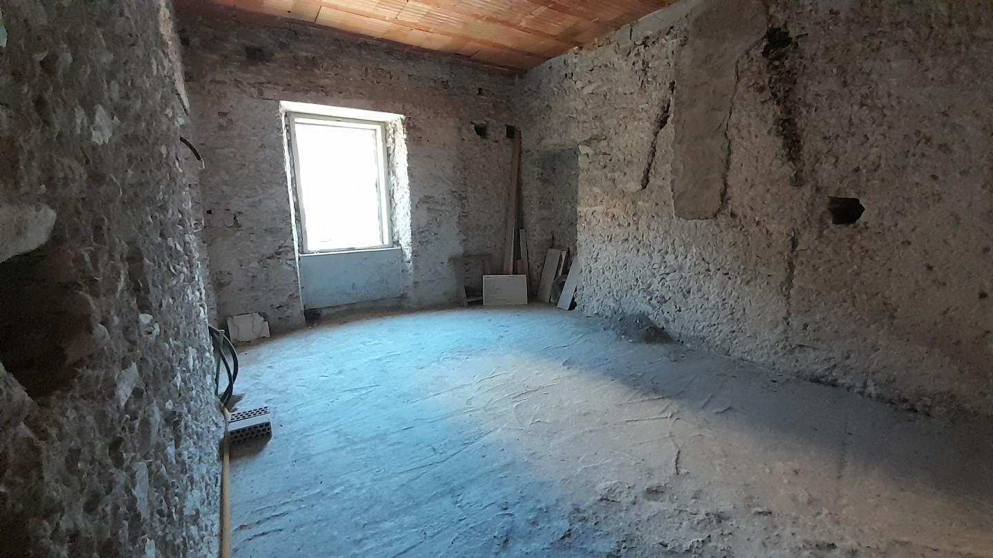 Immagine 6 di Appartamento in vendita  a Massa