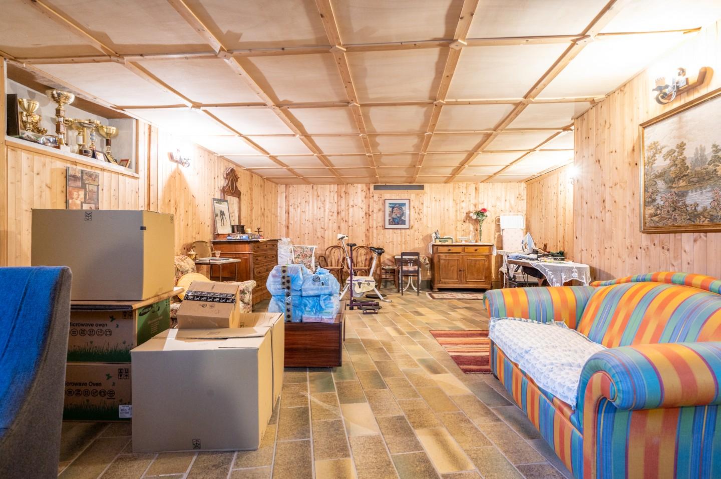 Immagine 61 di Villa in vendita  a Bientina