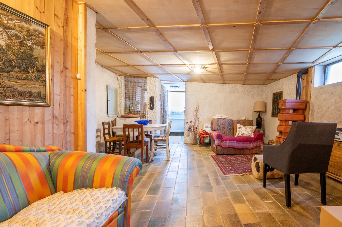 Immagine 62 di Villa in vendita  a Bientina