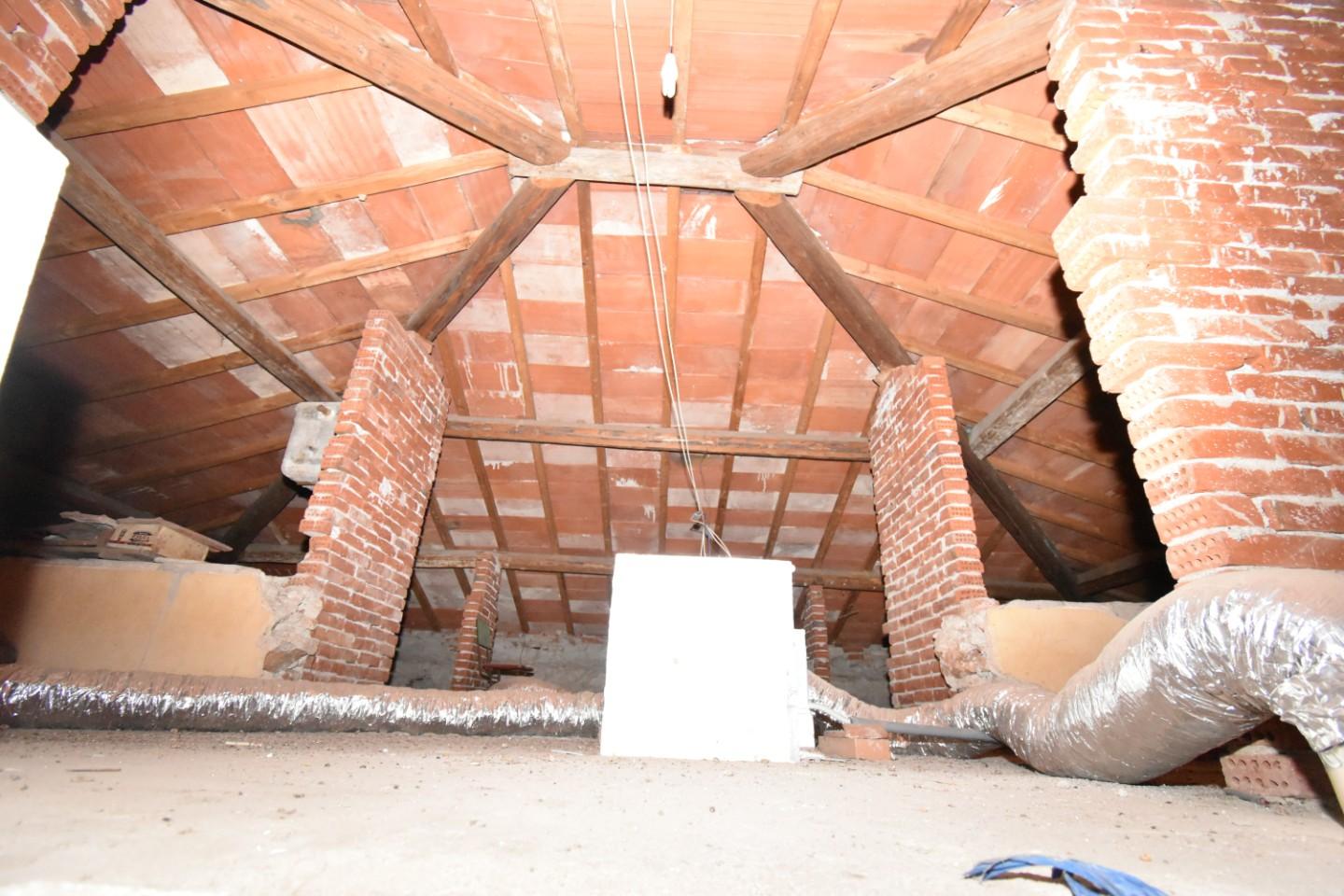 Immagine 20 di Casa indipendente in vendita  a San Giuliano Terme