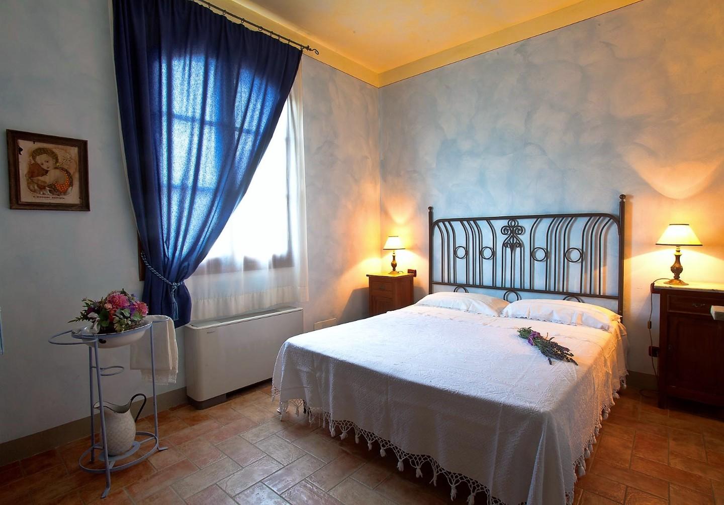 Immagine 3 di Casa colonica in vendita  a Cerreto Guidi