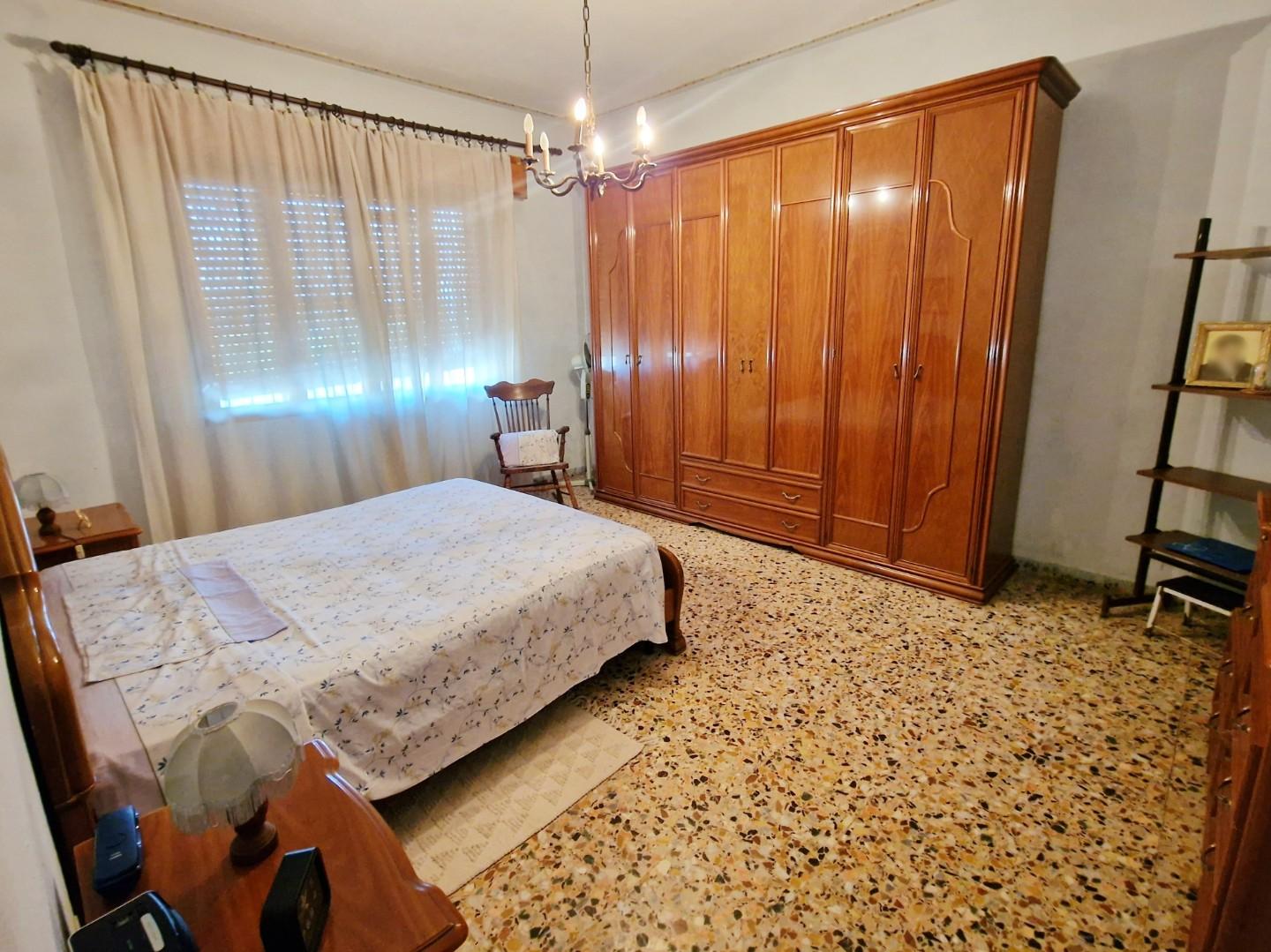 Immagine 15 di Casa indipendente in vendita  a Pisa