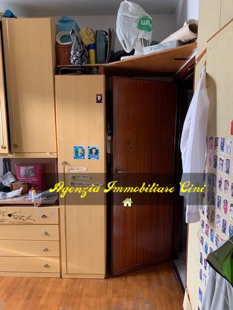 Immagine 12 di Appartamento in vendita  a Livorno